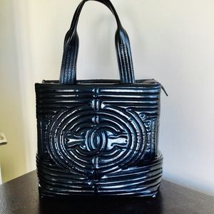 Chanel Black Patent Leather Shoulder Bag.